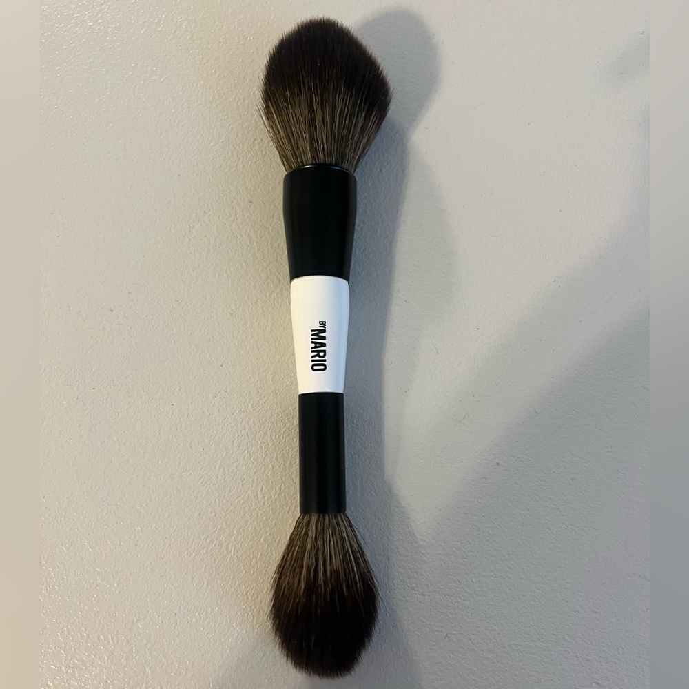 Makeup by Mario brush